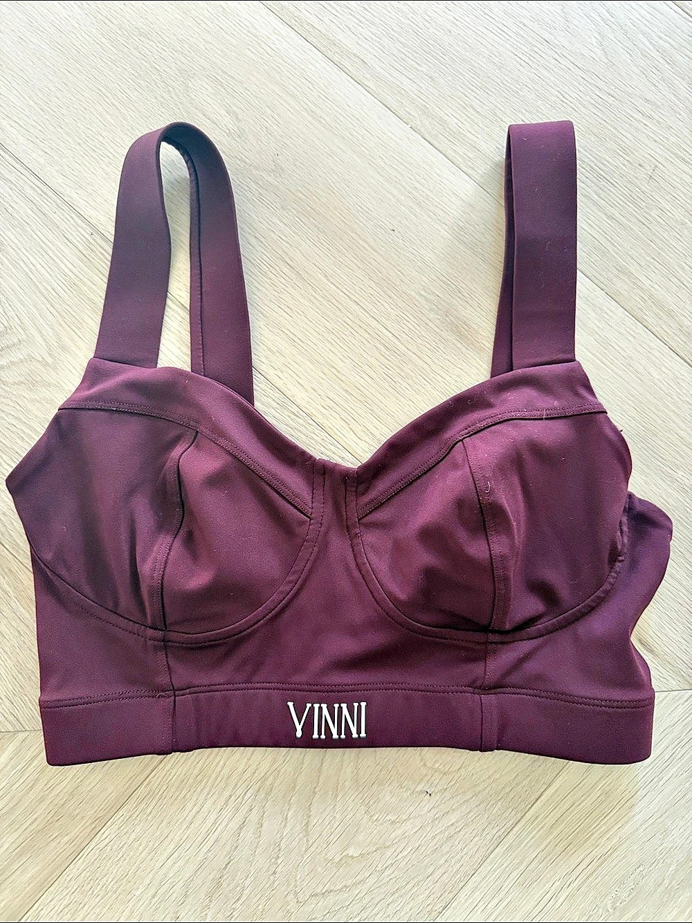 VINNY the Label
Sports Bra in Purple Like New
